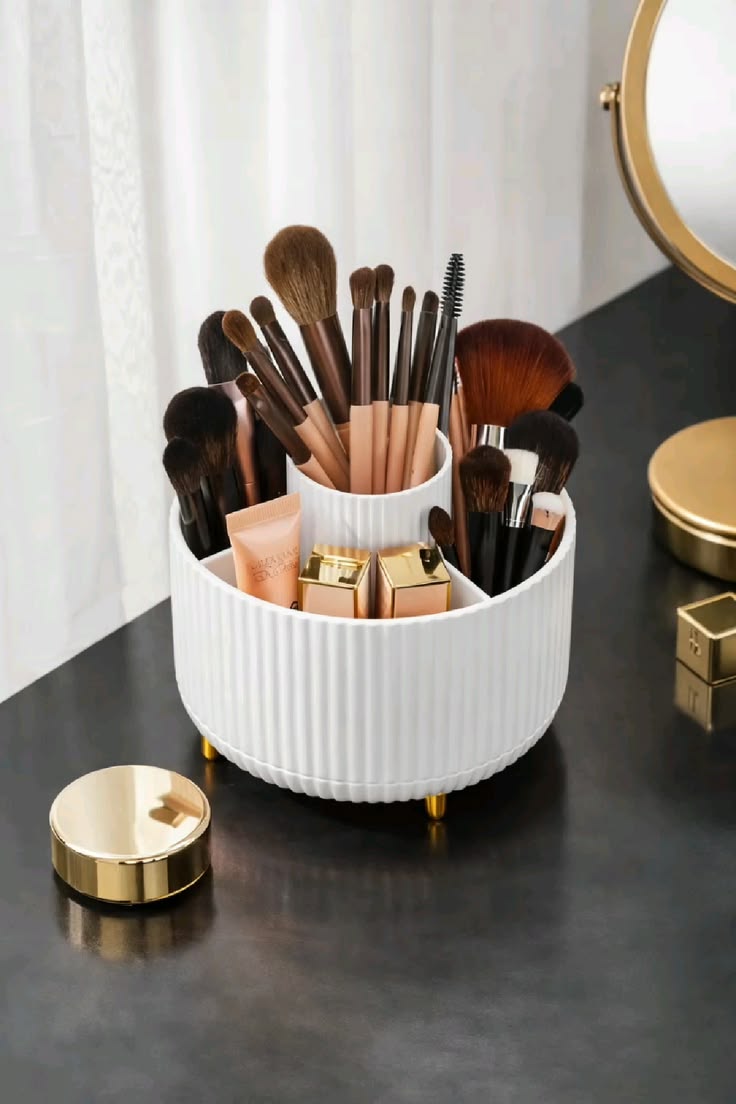 360 Rotating Makeup Brush Holder Organizer Luxury Cosmetic Storage Stand