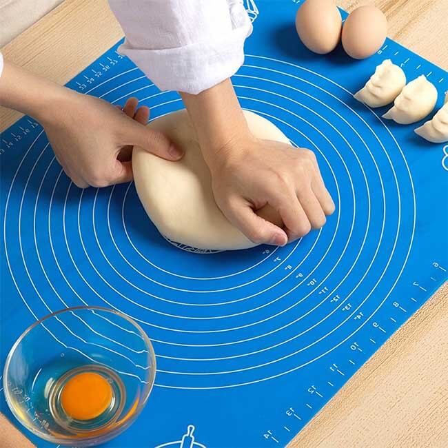 Silicone Kitchen Roti Mat Non Stick Dough Rolling & Kneading Baking Mat