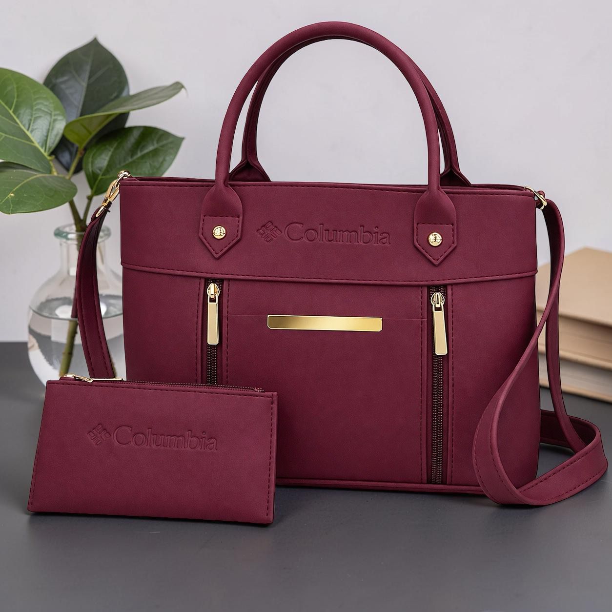 Women's Handbag with pouch