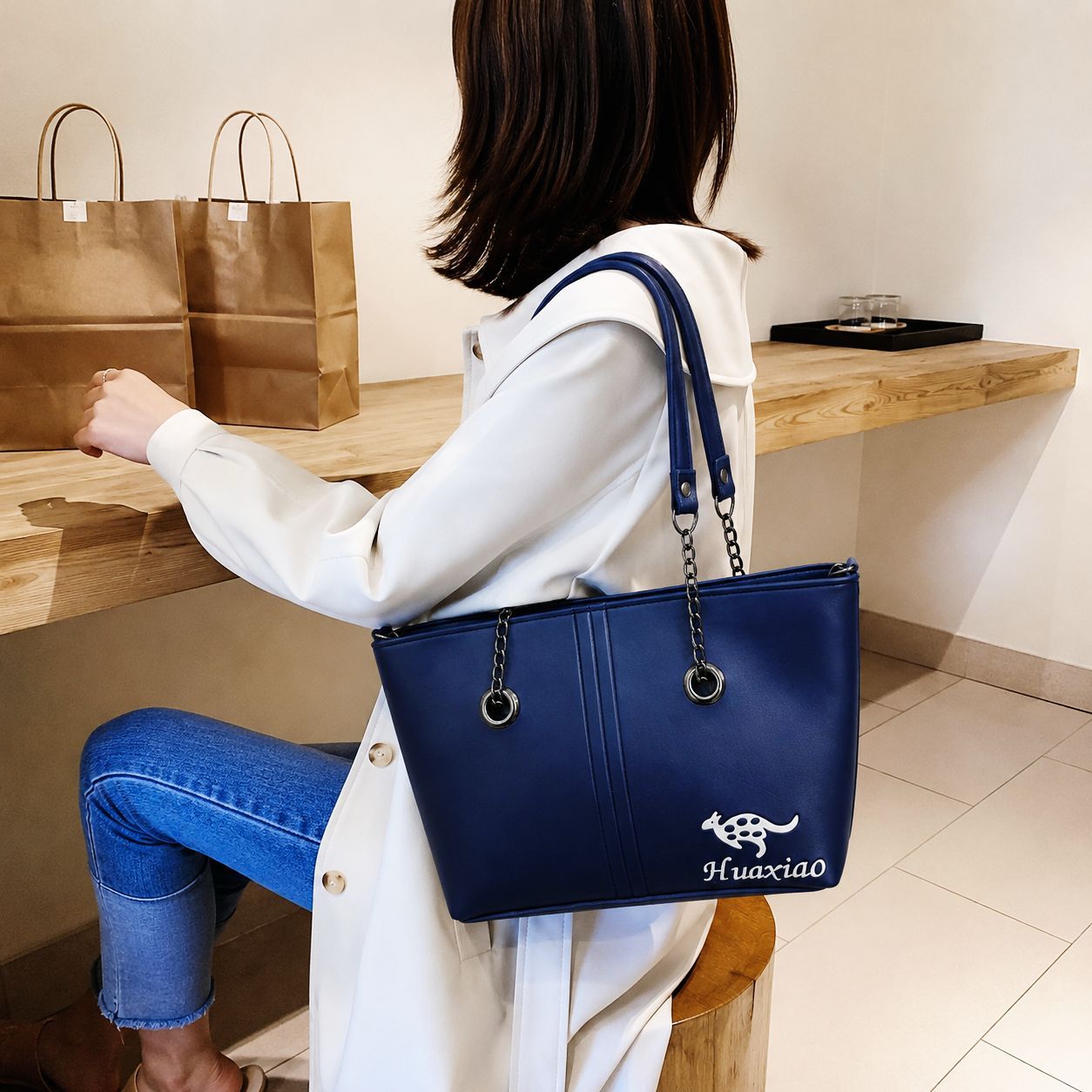 Luxury Soft Leather Tote Bag for Women Stylish Large Capacity Shoulder Handbag